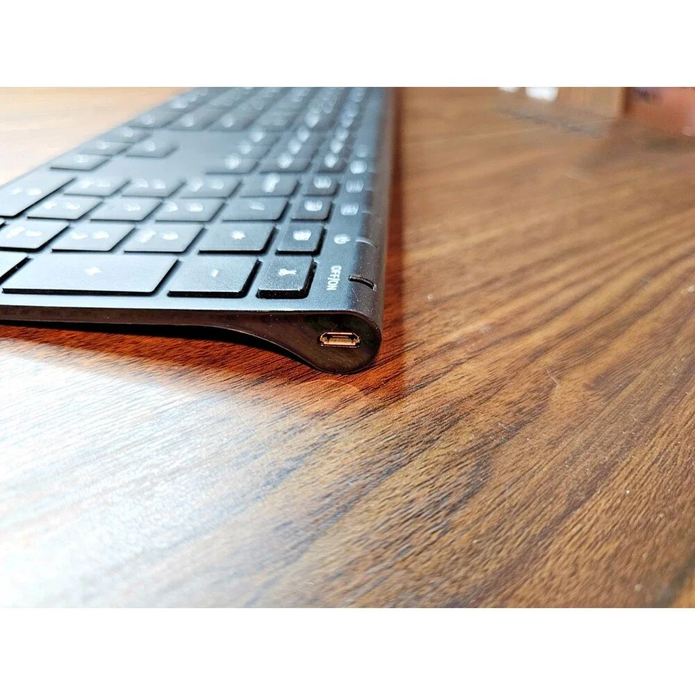 Jelly Comb K12 Wireless Bluetooth Keyboard Backlit Rechargeable Black
